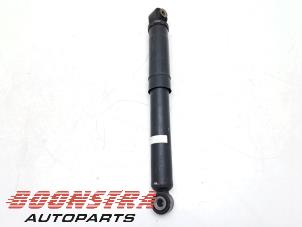 Used Rear shock absorber, left Renault Master IV (EV/HV/UV/VA/VB/VD/VF/VG/VJ) 2.3 dCi 165 16V RWD Price € 87,06 Inclusive VAT offered by Boonstra Autoparts
