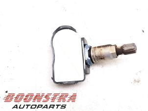 Used Tyre pressure sensor Mini Countryman (F60) 2.0 16V Cooper S Price € 24,95 Margin scheme offered by Boonstra Autoparts