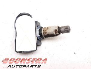 Used Tyre pressure sensor Mini Countryman (F60) 2.0 16V Cooper S Price € 24,95 Margin scheme offered by Boonstra Autoparts