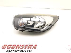 Used Headlight, left Kia Picanto (TA) 1.0 12V Price € 49,95 Margin scheme offered by Boonstra Autoparts