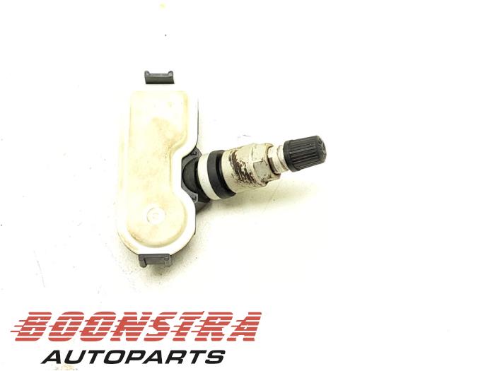 Begagnade Däcktryckssensor Kia Rio III (UB) 1.1 CRDi VGT 12V Pris € 29,95 Marginaltabell erbjuds av Boonstra Autoparts