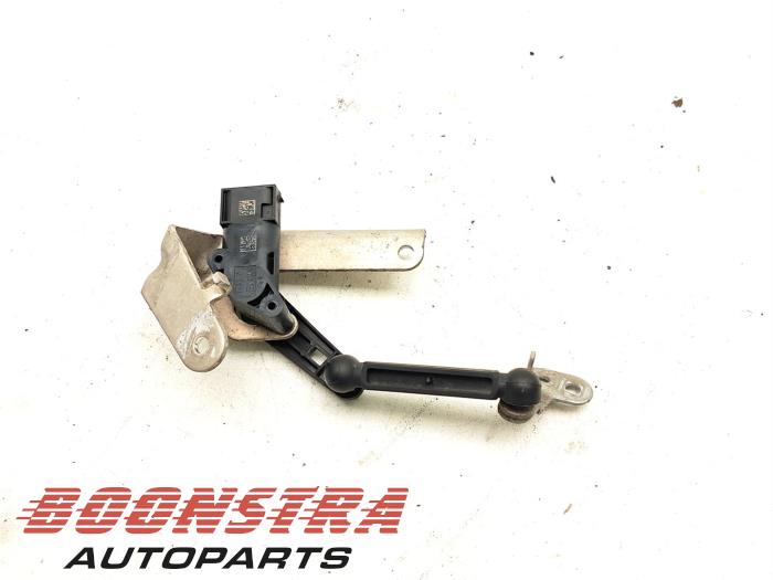 Air suspension height sensor