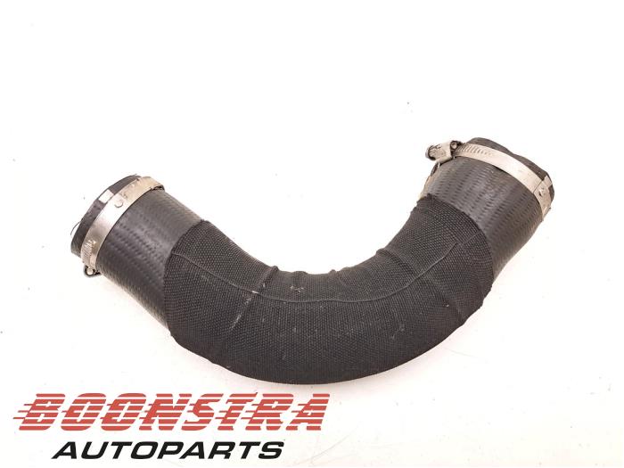 Usagé Tuyau intercooler Porsche Cayenne III (9YA) 3.0 V6 Turbo 24V E-Hybrid Prix € 24,95 Règlement à la marge proposé par Boonstra Autoparts