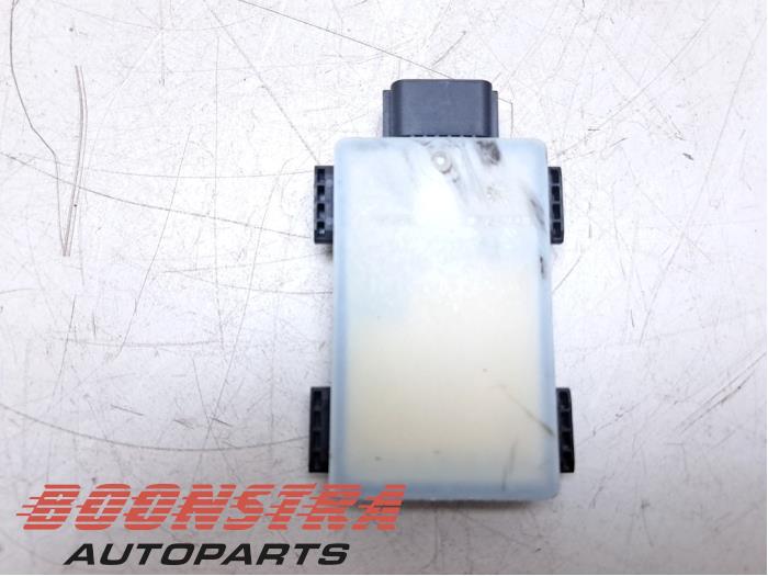 Begagnade Radarsensor Nissan Qashqai (J12) 1.3 DIG-T MHEV 16V Pris € 94,95 Marginaltabell erbjuds av Boonstra Autoparts