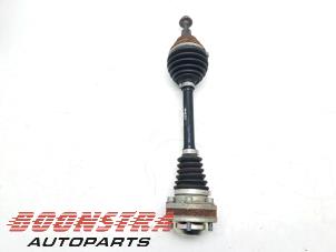 Used Front drive shaft, left Skoda Kodiaq 2.0 TDI 150 16V 4x4 Price € 24,95 Margin scheme offered by Boonstra Autoparts