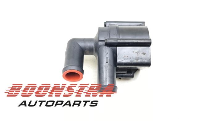 Begagnade Extra vattenpump Volvo V90 Cross Country (PZ) 2.0 T5 16V AWD Pris € 29,95 Marginaltabell erbjuds av Boonstra Autoparts