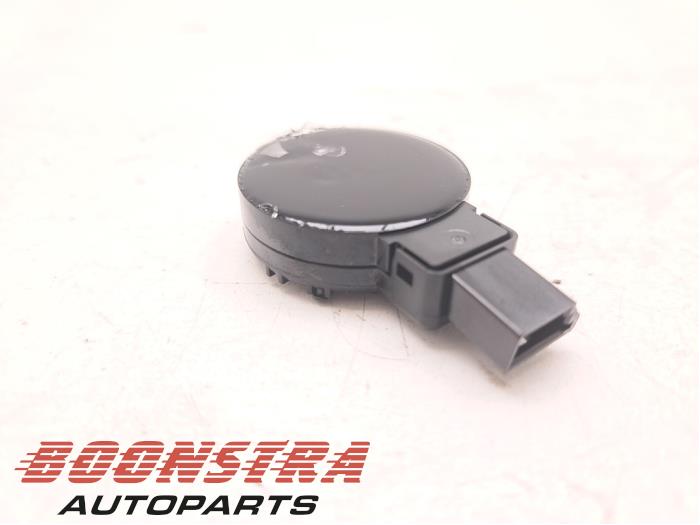 Begagnade Regnsensor Dacia Sandero III 1.0 TCe 90 12V Pris € 54,39 Inklusive moms erbjuds av Boonstra Autoparts