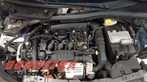 Używane Skrzynia biegów Peugeot 2008 (CU) 1.2 12V e-THP PureTech 110 Cena € 499,95 Procedura marży oferowane przez Boonstra Autoparts
