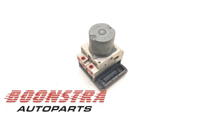 Gebrauchte ABS Pumpe Mercedes CLS (C218) 350 CDI BlueEfficiency 3.0 V6 24V Preis € 89,95 Margenregelung angeboten von Boonstra Autoparts