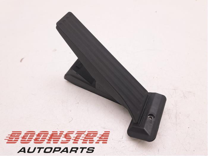 Używane Pedal gazu BMW 5 serie (F10) 530i 24V Cena € 24,95 Procedura marży oferowane przez Boonstra Autoparts