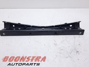 Used Front bumper, central component Chevrolet Corvette (C6) 6.0 V8 Price € 49,95 Margin scheme offered by Boonstra Autoparts