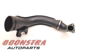Used Air intake hose Volvo V60 I (FW/GW) 1.6 T3 16V Price € 34,95 Margin scheme offered by Boonstra Autoparts