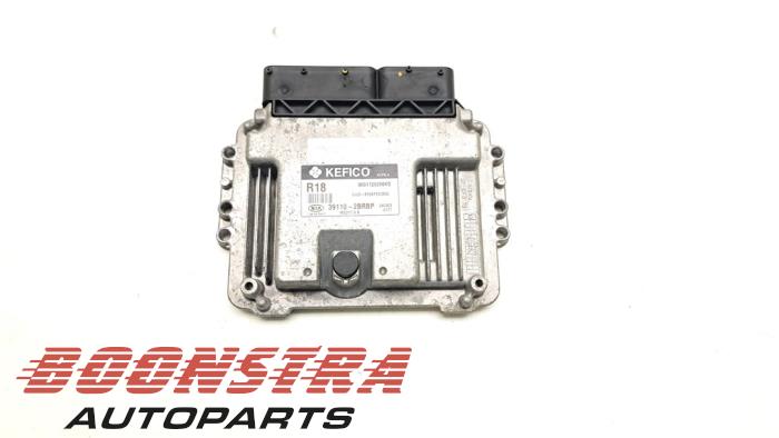 Engine management computer Kia Cee'd Sportswagon (JDC5), 2012 / 2018 1.6 GDI 16V, Combi/o, Petrol, 1 591cc, 99kW (135pk), FWD, G4FD, 2012-09 / 2018-07, JDC5P3; JDC5P4; JDC5PC; JDC5PD (Used)