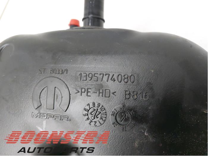 Depósito Adblue de un Fiat Ducato (250) 2.2 D 160 Multijet 3 2023
