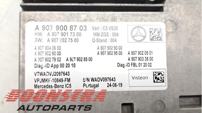 Módulo de radio de un Mercedes-Benz Sprinter 3,5t (910.0/910.1/907.1/907.2) 314 CDI 2.1 D FWD 2020