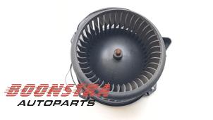 Used Heating and ventilation fan motor Mercedes CLA (117.3) 2.2 CLA-220 CDI 16V Price € 32,95 Margin scheme offered by Boonstra Autoparts