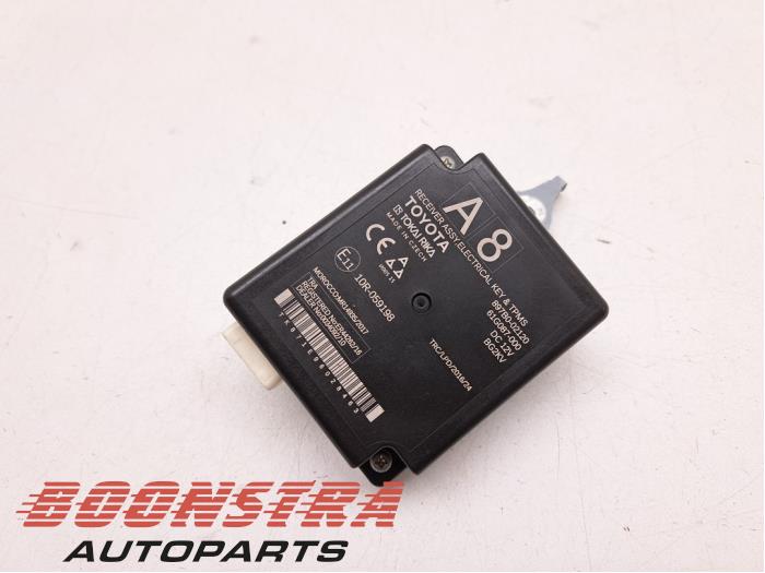 Używane Keyless Entry-Antena Toyota Corolla Touring Sport (E21/EH1) 2.0 16V Hybrid Cena € 24,95 Procedura marży oferowane przez Boonstra Autoparts