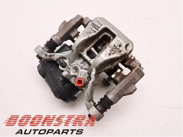 Gebrauchte Bremszange links hinten Toyota Corolla Touring Sport (E21/EH1) 2.0 16V Hybrid Preis € 74,95 Margenregelung angeboten von Boonstra Autoparts