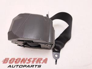 Used Rear seatbelt, left BMW 3 serie Touring (G21) 318i 2.0 TwinPower Turbo 16V Price € 39,95 Margin scheme offered by Boonstra Autoparts