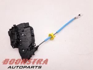 Used Front door lock mechanism 4-door, right BMW 3 serie Touring (G21) 318i 2.0 TwinPower Turbo 16V Price € 64,95 Margin scheme offered by Boonstra Autoparts