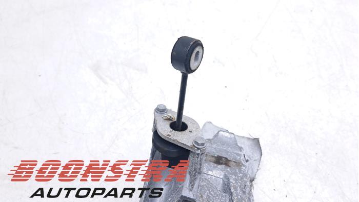 Engine mount from a Audi A6 Avant (C8) 3.0 V6 24V 50 TDI Mild Hybrid Quattro 2018