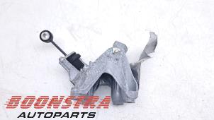 Engine mount from a Audi A6 Avant (C8) 3.0 V6 24V 50 TDI Mild Hybrid Quattro 2018