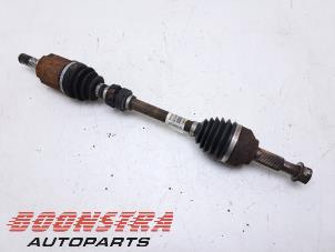 Used Front drive shaft, left Nissan Qashqai (J10) 1.6 16V Price € 113,95 Margin scheme offered by Boonstra Autoparts