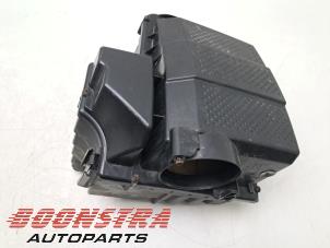 Used Air box Landrover Discovery III (LAA/TAA) 2.7 TD V6 Price € 30,19 Inclusive VAT offered by Boonstra Autoparts