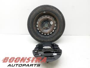 Used Space-saver spare wheel Renault Clio IV (5R) 0.9 Energy TCE 90 12V Price € 54,95 Margin scheme offered by Boonstra Autoparts