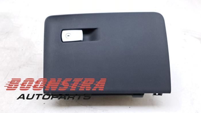 Begagnade Handskfack BMW iX3 80 kWh Pris € 104,95 Marginaltabell erbjuds av Boonstra Autoparts