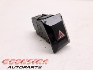 Used Panic lighting switch Toyota Corolla Touring Sport (E21/EH1) 2.0 16V Hybrid Price € 24,95 Margin scheme offered by Boonstra Autoparts
