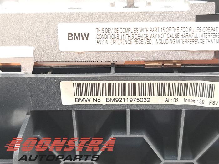 Wyswietlacz nawigacji z BMW 1 serie (E81) 118d 16V 2010