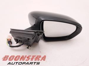 Used Wing mirror, right Peugeot 5008 II (M4/MC/MJ/MR) 1.5 BlueHDi 130 Price € 124,95 Margin scheme offered by Boonstra Autoparts