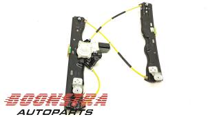 Used Window mechanism 4-door, front right Landrover Range Rover Velar (LY) 2.0 16V P250 AWD Price € 49,95 Margin scheme offered by Boonstra Autoparts