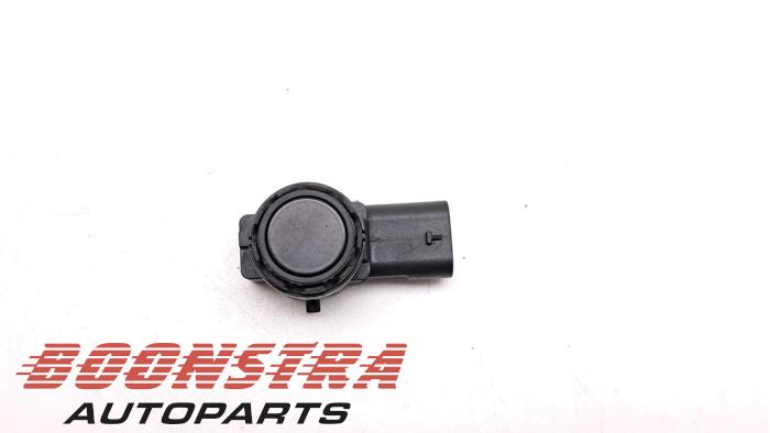 PDC Sensor from a BMW 3 serie (G20) 318i 2.0 TwinPower Turbo 16V 2022
