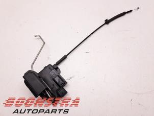 Used Front door lock mechanism 4-door, right Hyundai i10 (B5) 1.0 12V Price € 32,95 Margin scheme offered by Boonstra Autoparts