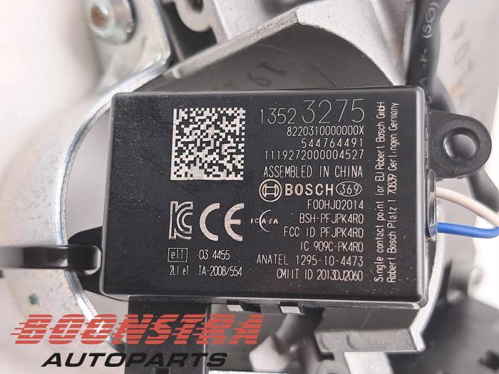 Zündschloss+Schlüssel van een Opel Astra K Sports Tourer 1.2 Turbo 12V 2020