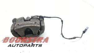Used Front brake calliper, left BMW X1 (F48) xDrive 20d 2.0 16V Price € 48,95 Margin scheme offered by Boonstra Autoparts
