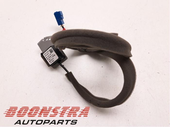 Używane Antena Nissan Qashqai (J11) 1.5 dCi DPF Cena € 33,95 Procedura marży oferowane przez Boonstra Autoparts