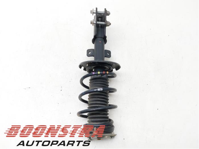 Front shock absorber rod, right from a Peugeot 5008 II (M4/MC/MJ/MR) 1.2 12V e-THP PureTech 130 2020