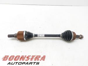 Used Front drive shaft, left Peugeot 5008 II (M4/MC/MJ/MR) 1.2 12V e-THP PureTech 130 Price € 99,95 Margin scheme offered by Boonstra Autoparts