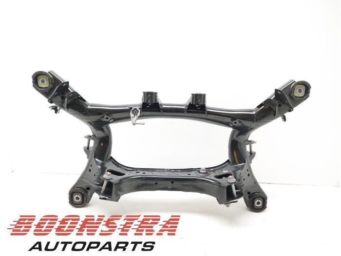 Subframe from a BMW 4 serie (G22) 420i 2.0 TwinPower Turbo 16V 2021