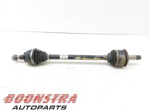Used Drive shaft, rear left Mercedes Vito (447.6) 2.2 114 CDI 16V Price € 120,94 Inclusive VAT offered by Boonstra Autoparts