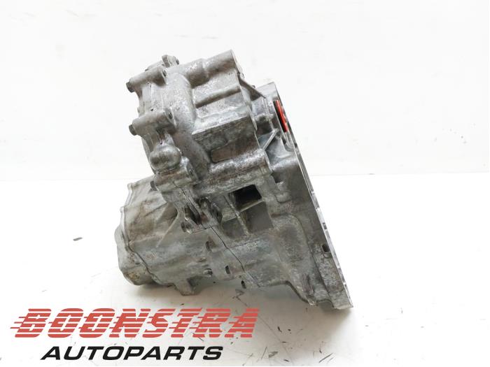 Gearbox from a Opel Karl 1.0 12V 2016