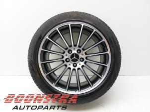Gebrauchte Felge + Reifen Mercedes Vito (447.6) 2.2 114 CDI 16V Preis € 701,74 Mit Mehrwertsteuer angeboten von Boonstra Autoparts