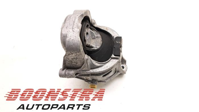 Usagé Support moteur Audi A6 Avant (C8) 3.0 V6 24V 50 TDI Mild Hybrid Quattro Prix € 81,95 Règlement à la marge proposé par Boonstra Autoparts