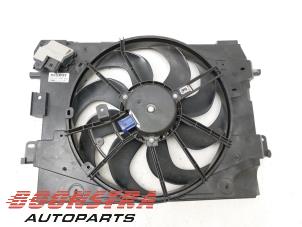Used Cooling fans Renault Clio IV (5R) 0.9 Energy TCE 90 12V Price € 29,95 Margin scheme offered by Boonstra Autoparts