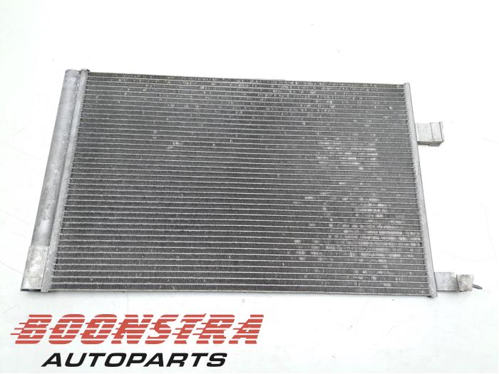 Gebrauchte Klima Kondensor Landrover Range Rover Velar (LY) 3.0 D300 AWD Preis € 124,95 Margenregelung angeboten von Boonstra Autoparts