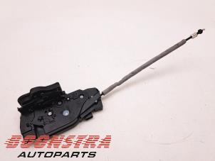 Used Door lock mechanism 4-door, front left Mercedes A (177.0) 1.3 A-200 Turbo 16V Price € 48,95 Margin scheme offered by Boonstra Autoparts