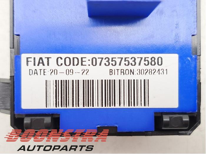Interruptor Start/Stop de un Fiat Ducato (250) 2.2 D 160 Multijet 3 2023